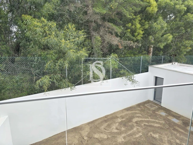 Moradia T4 para Venda em Charneca de Caparica e Sobreda Foto 21