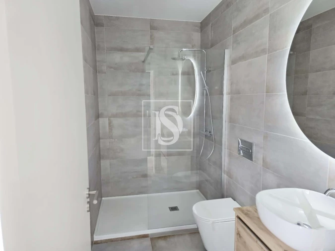 Moradia T4 para Venda em Charneca de Caparica e Sobreda Foto 45