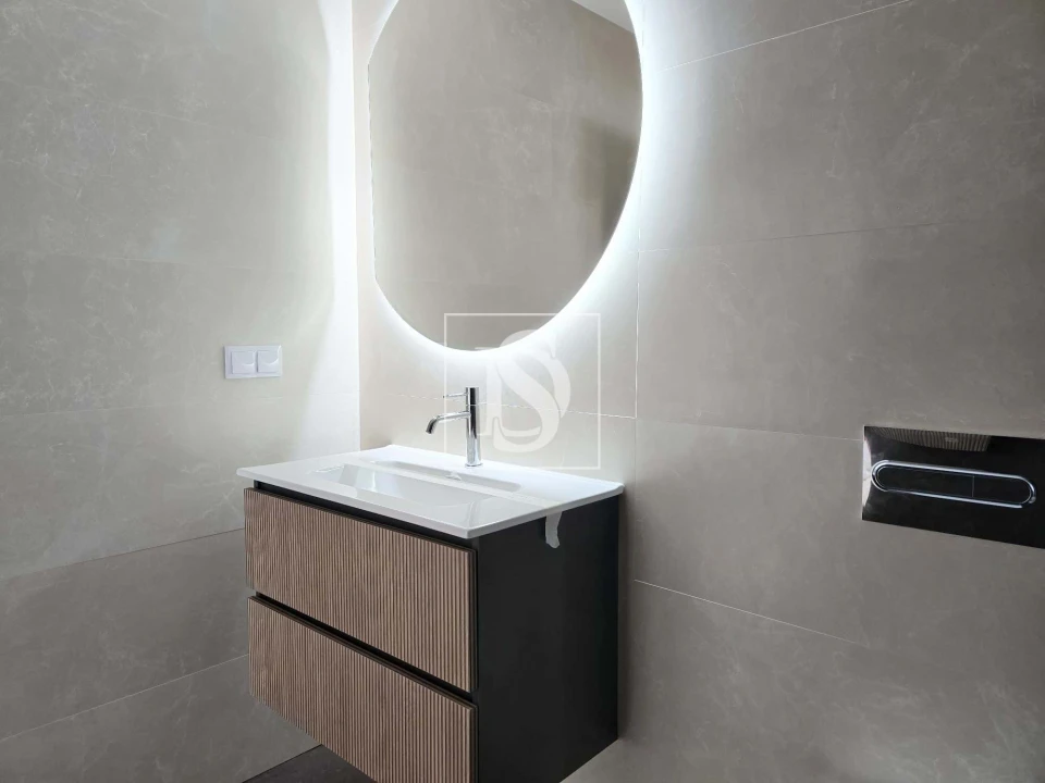 Moradia T4 para Venda em Charneca de Caparica e Sobreda Foto 24