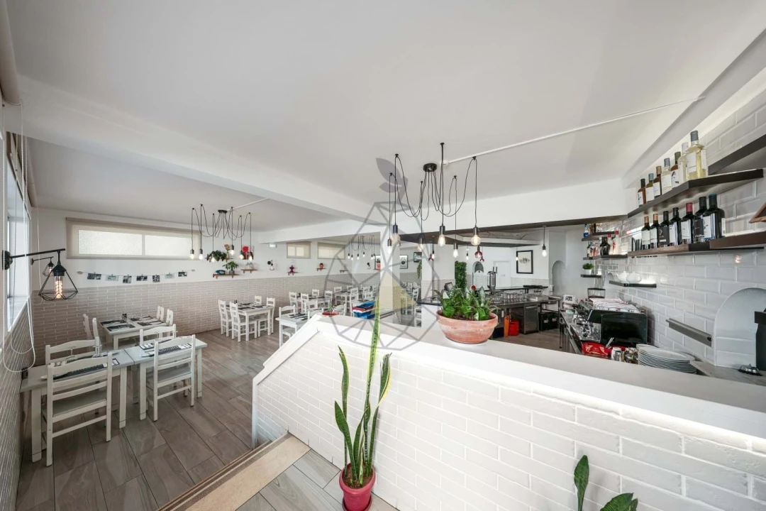 Prédio para Venda em Alvor Foto 41