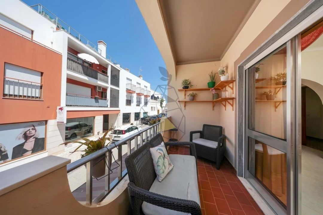 Prédio para Venda em Alvor Foto 11