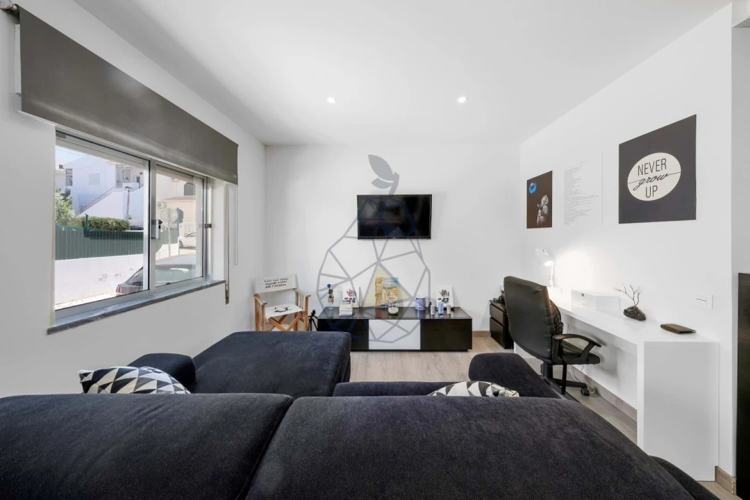 Prédio para Venda em Alvor Foto 5