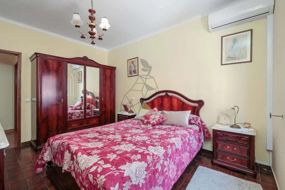 Prédio para Venda em Alvor Foto 27