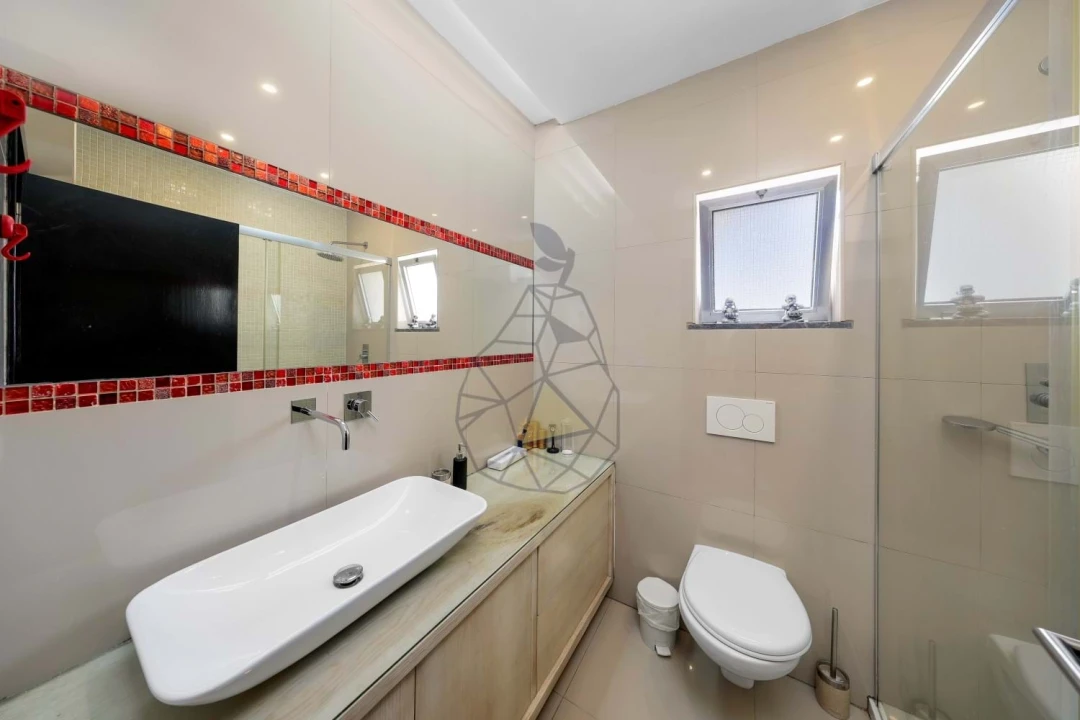 Prédio para Venda em Alvor Foto 60