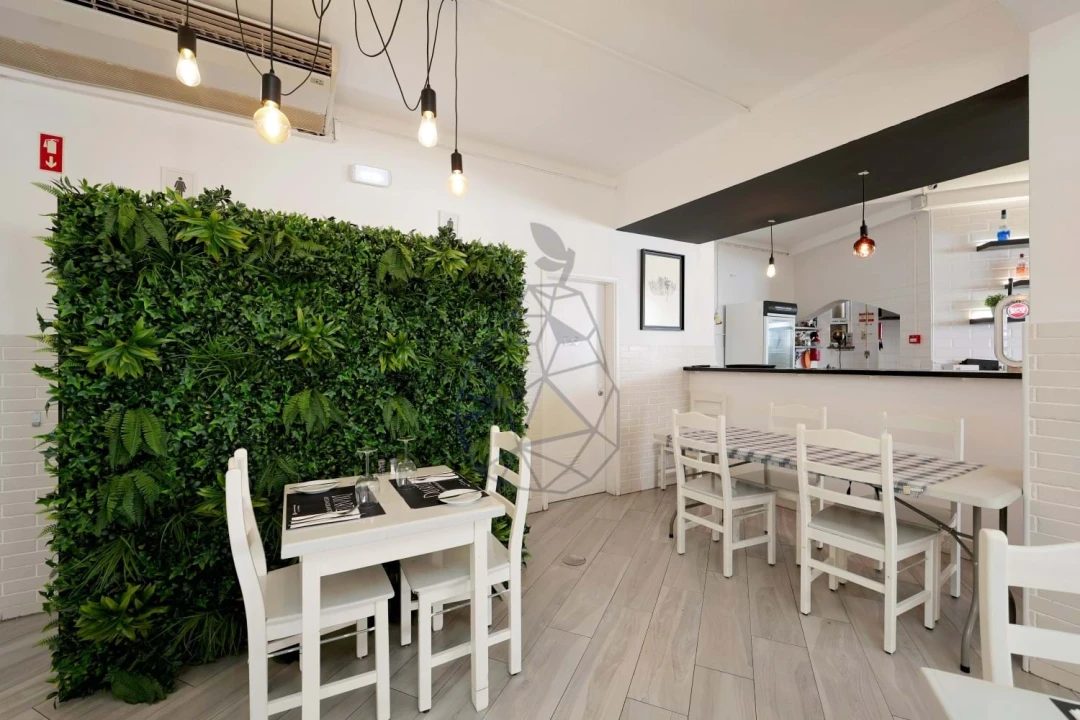 Prédio para Venda em Alvor Foto 43