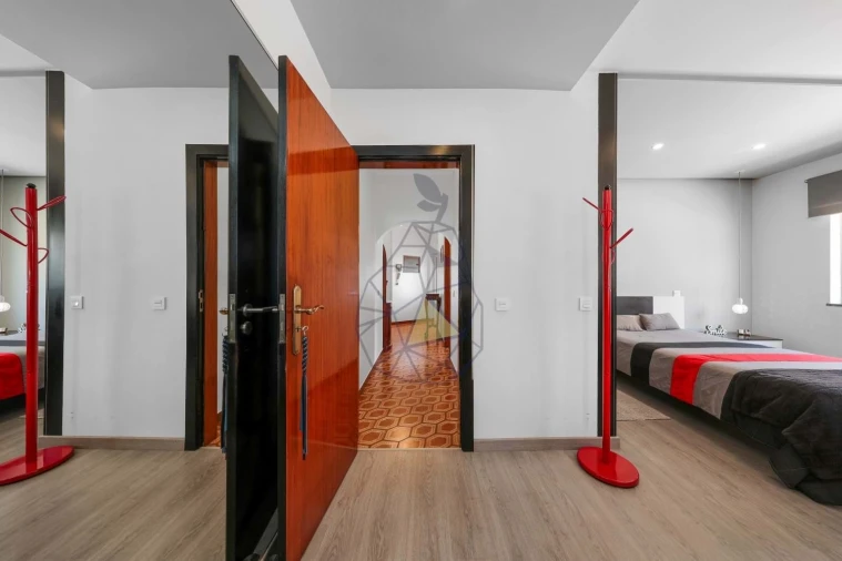 Prédio para Venda em Alvor Foto 21