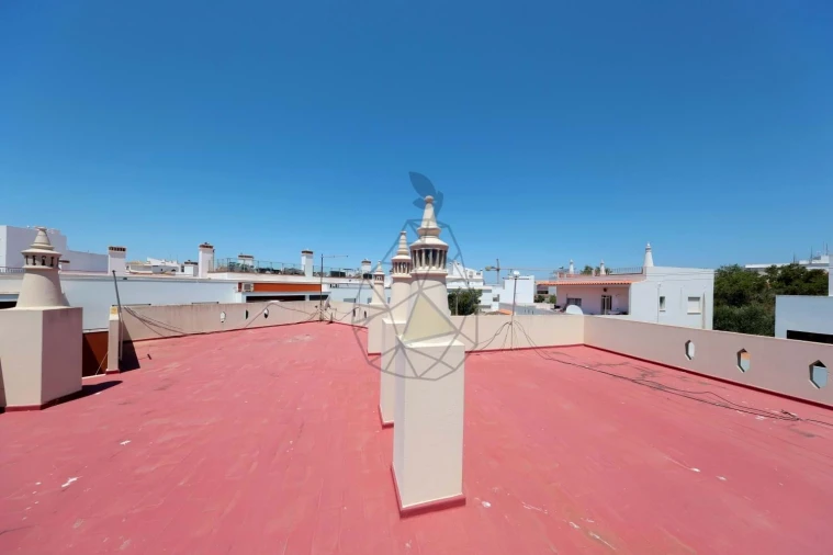 Prédio para Venda em Alvor Foto 63