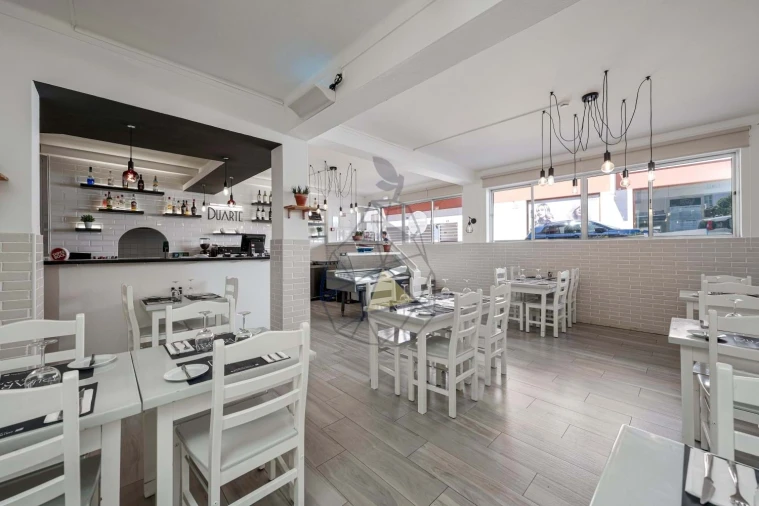 Prédio para Venda em Alvor Foto 49