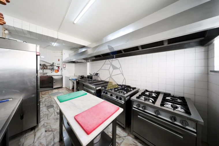 Prédio para Venda em Alvor Foto 58