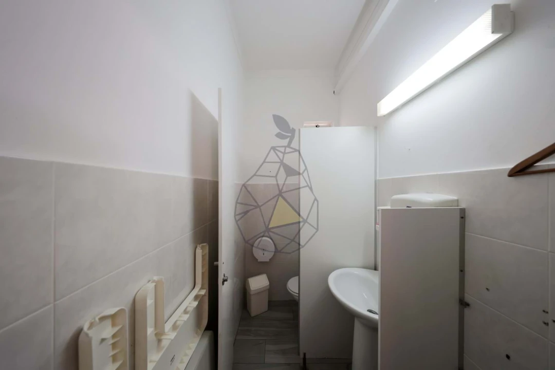 Prédio para Venda em Alvor Foto 45