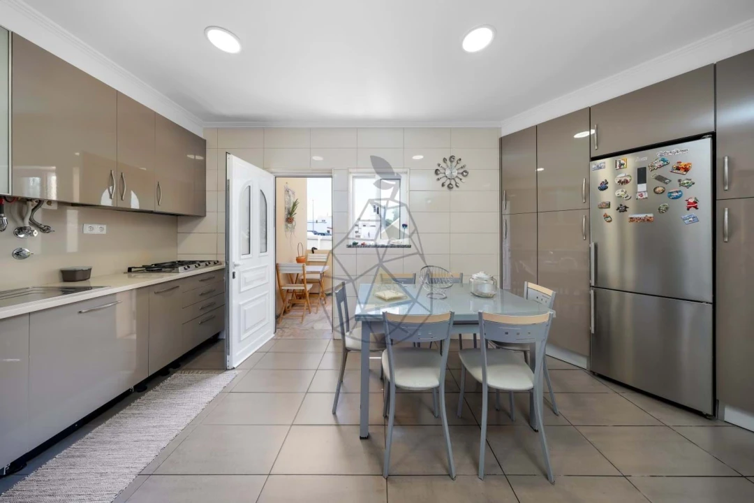 Prédio para Venda em Alvor Foto 29