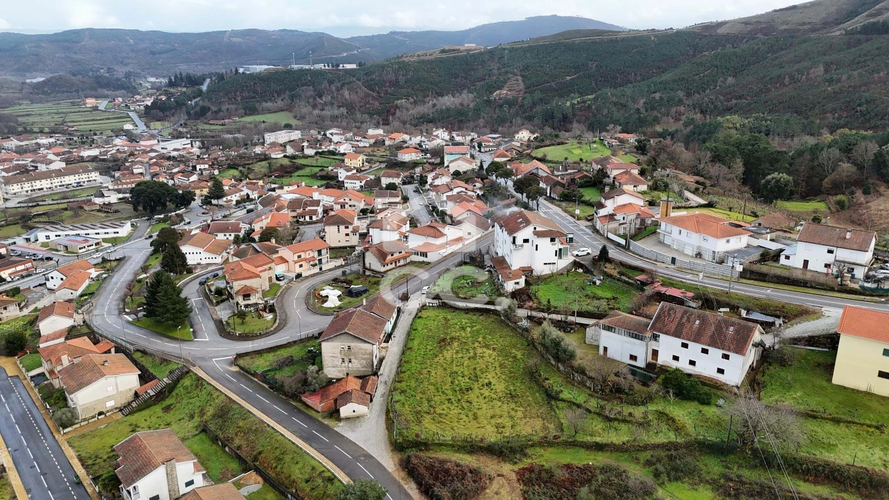 Terreno para Venda em Boticas e Granja Foto 7