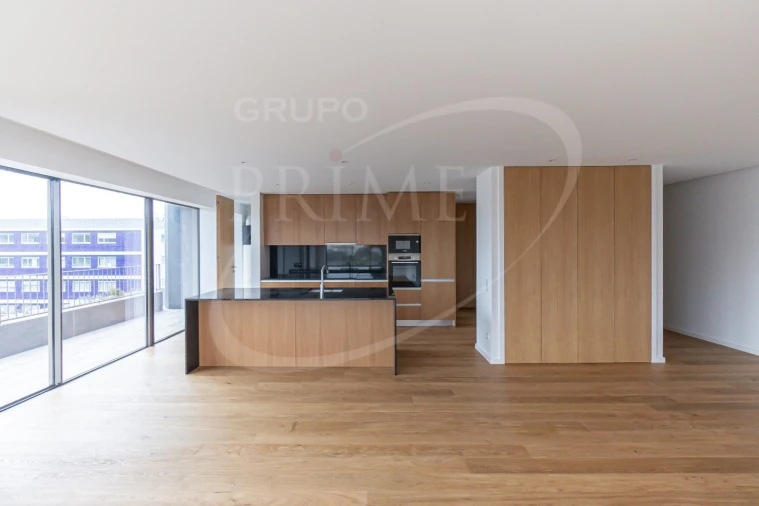 Apartamento T4 para Venda em Matosinhos e Leça da Palmeira Foto 2