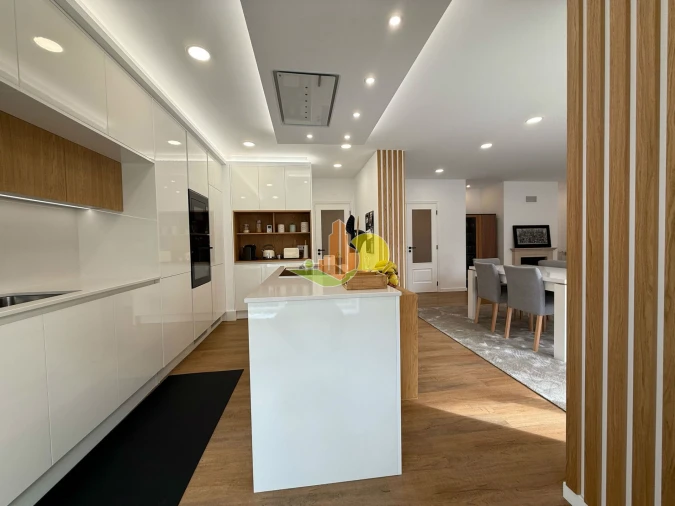 Apartamento T3 para Venda em Buarcos Foto 8
