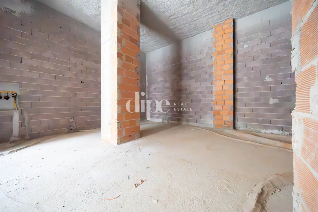 Loja para Arrendamento em Oliveira, São Paio e São Sebastião Foto 8