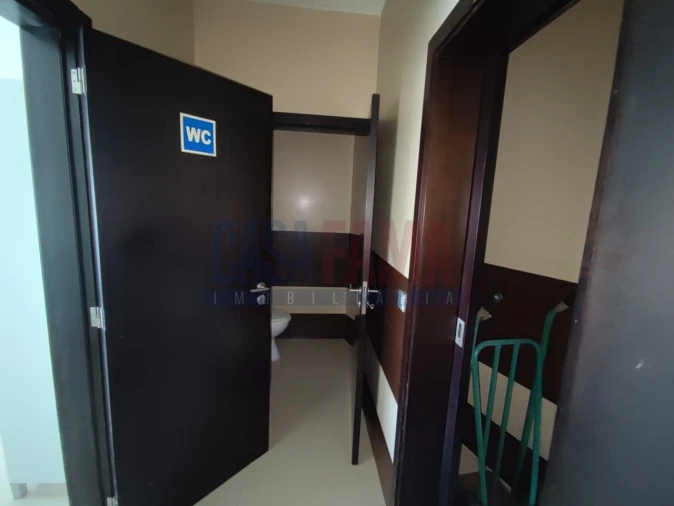 Loja para Arrendamento em Silveiros e Rio Covo (Santa Eulália) Foto 3