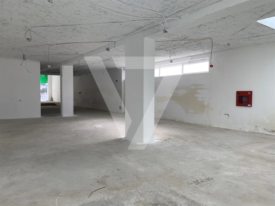 Loja para Arrendamento em Matosinhos e Leça da Palmeira Foto 9