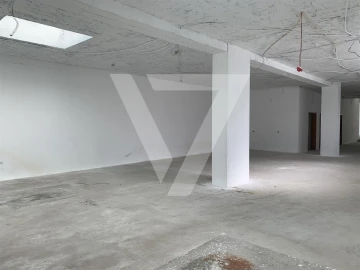 Loja para Arrendamento em Matosinhos e Leça da Palmeira