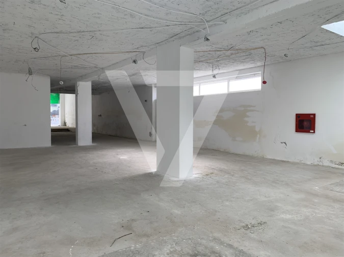 Loja para Arrendamento em Matosinhos e Leça da Palmeira Foto 9