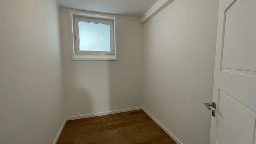 Moradia T4 para Arrendamento em Cedofeita, Santo Ildefonso, Sé, Miragaia, São Nicolau e Vitória Foto 8