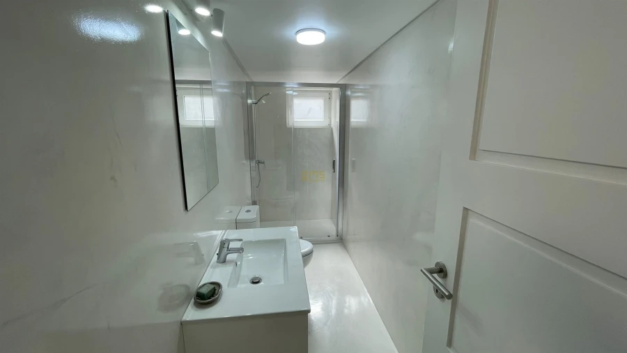 Moradia T4 para Arrendamento em Cedofeita, Santo Ildefonso, Sé, Miragaia, São Nicolau e Vitória Foto 14