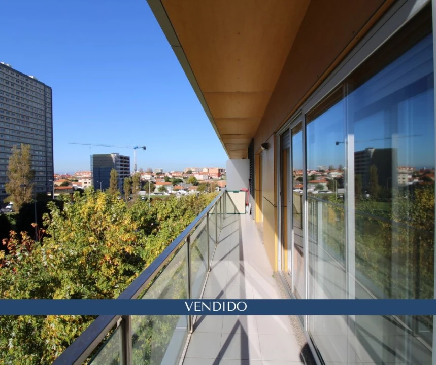 Apartamento T4 para Venda em Matosinhos e Leça da Palmeira Foto 1