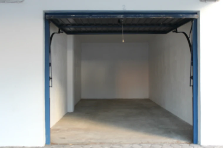 Garagem para Arrendamento em Sé Nova, Santa Cruz, Almedina e São Bartolomeu Foto 5