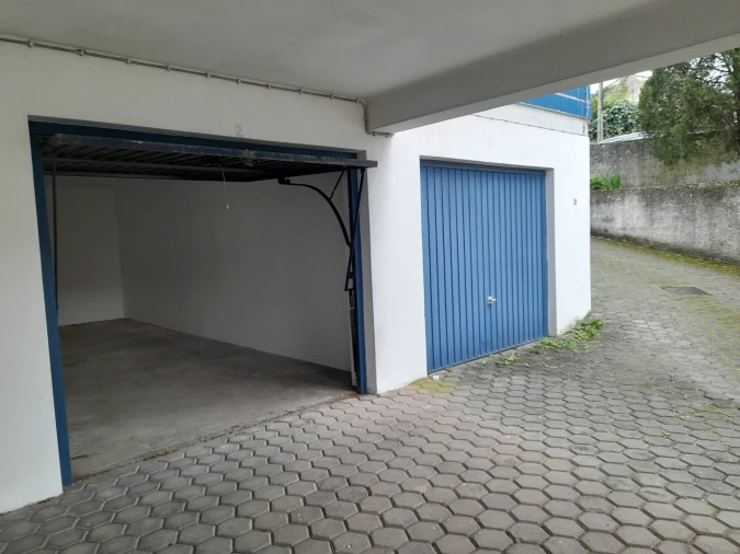 Garagem para Arrendamento em Sé Nova, Santa Cruz, Almedina e São Bartolomeu Foto 11