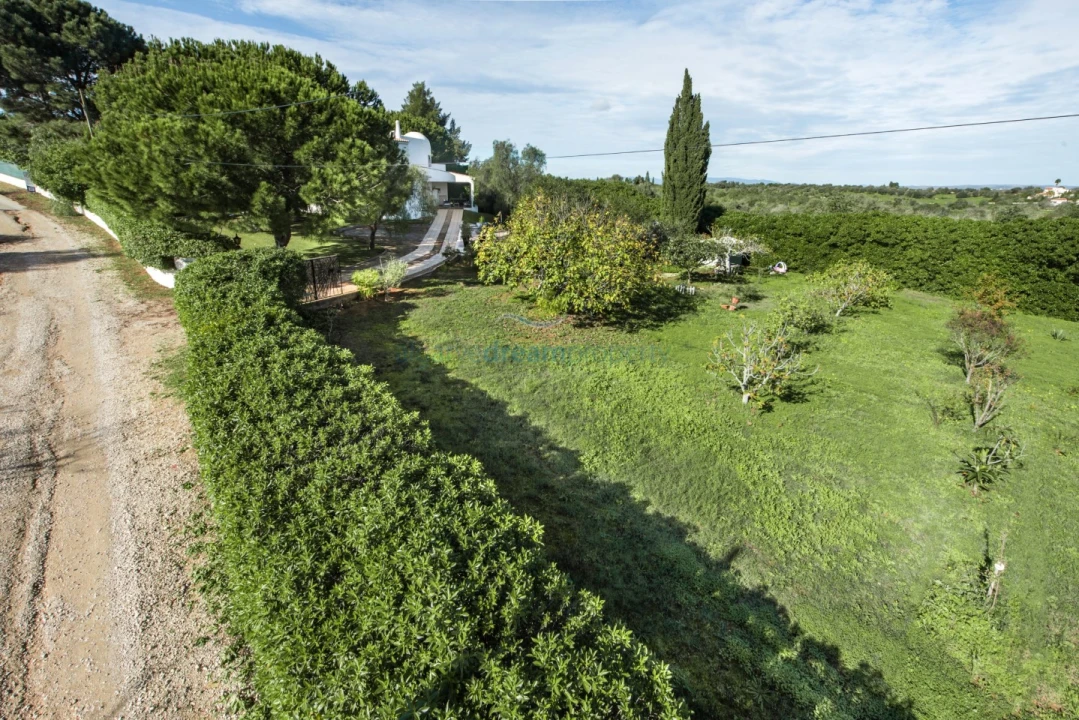 Moradia T4 para Venda em Porches Foto 10