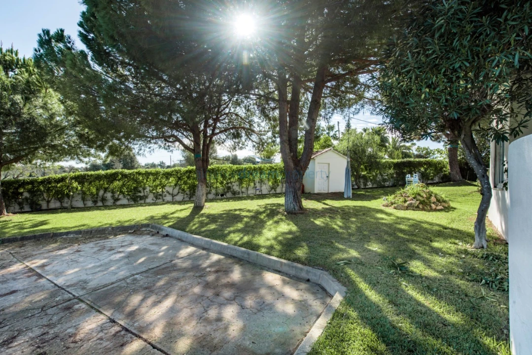 Moradia T4 para Venda em Porches Foto 23