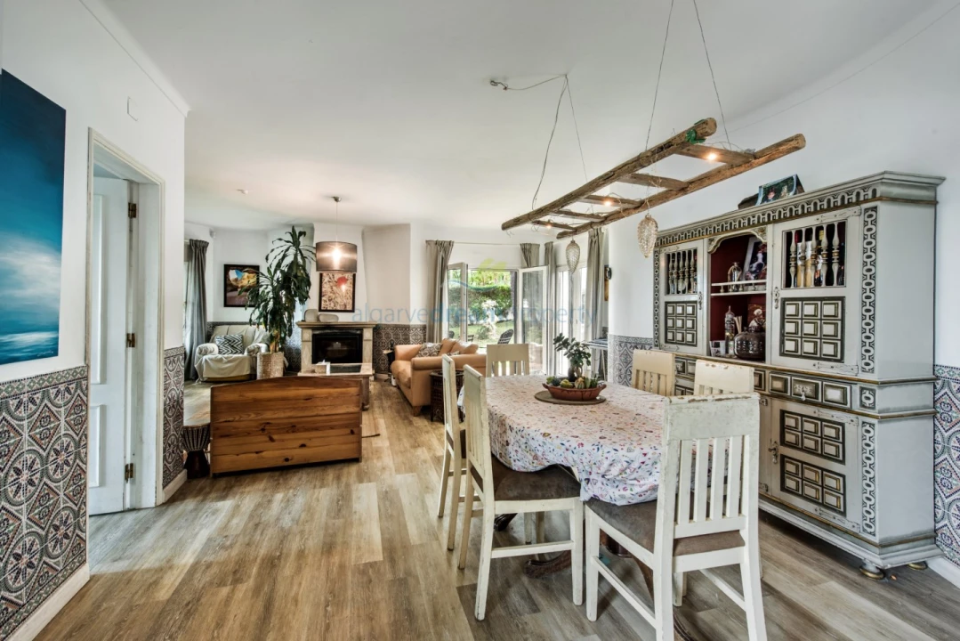 Moradia T4 para Venda em Porches Foto 2