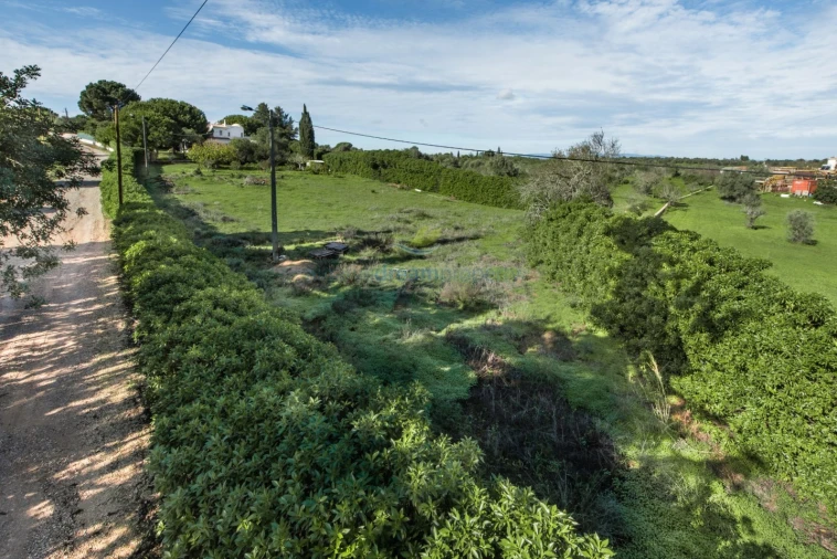 Moradia T4 para Venda em Porches Foto 7