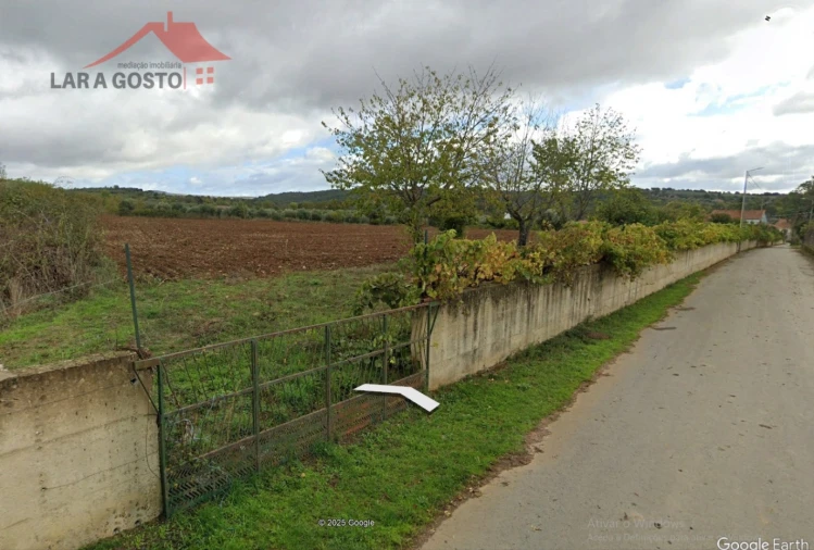 Moradia T4 para Venda em Salselas Foto 3