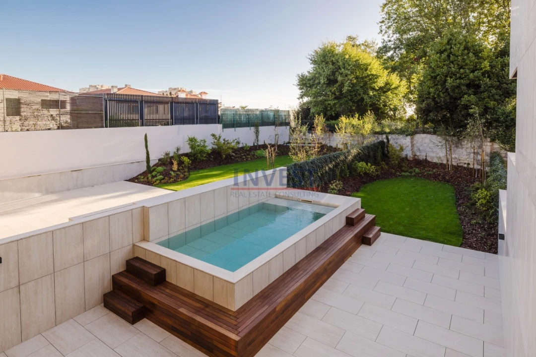 Apartamento T4 para Venda em Aldoar, Foz do Douro e Nevogilde Foto 1