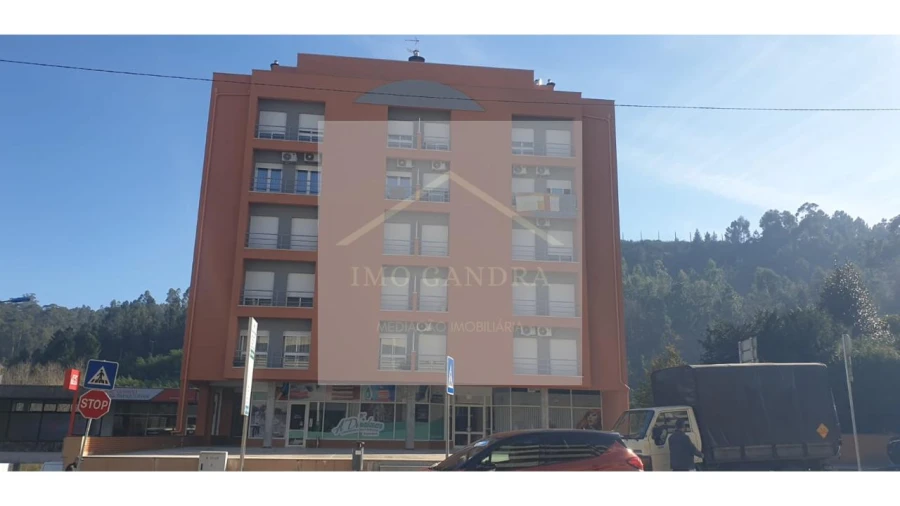 Apartamento T3 para Venda em Rebordosa