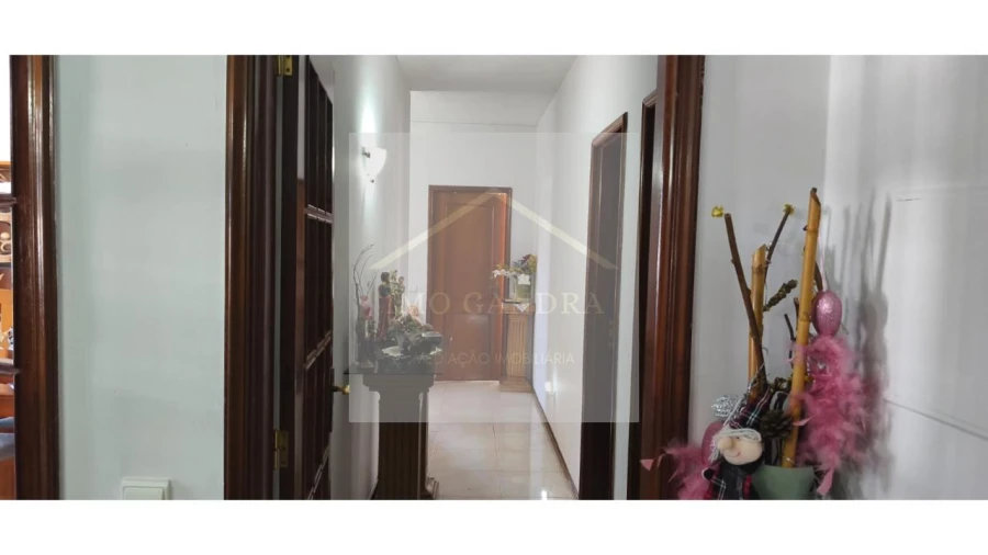 Apartamento T3 para Venda em Rebordosa Foto 24