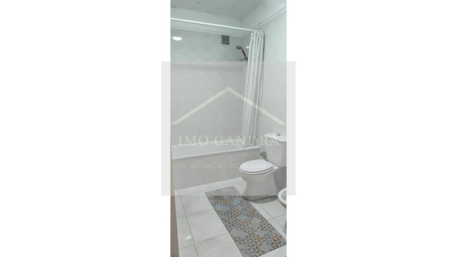 Apartamento T3 para Venda em Rebordosa Foto 26