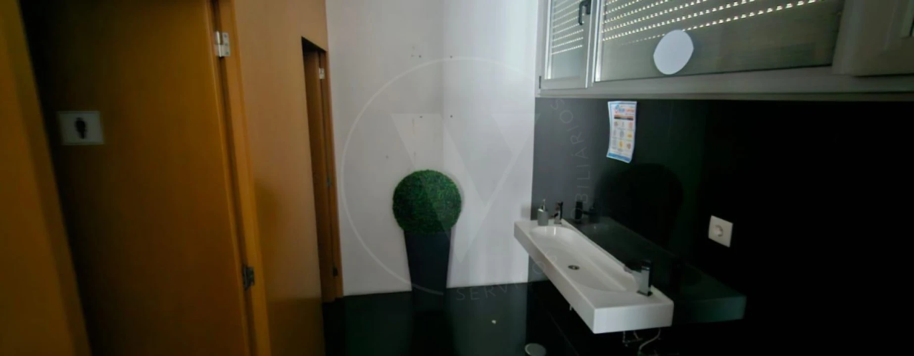 Negócio para Arrendamento em Lordelo Foto 4