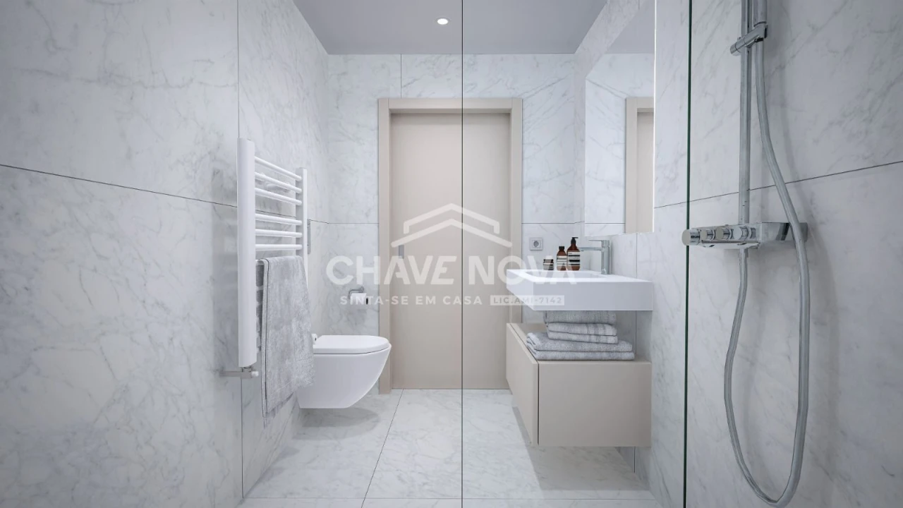Apartamento T4 para Venda em Arcozelo Foto 3