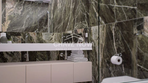 Apartamento T4 para Venda em Arcozelo