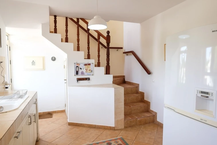 Moradia T2 para Venda em Santa Catarina da Fonte do Bispo Foto 4