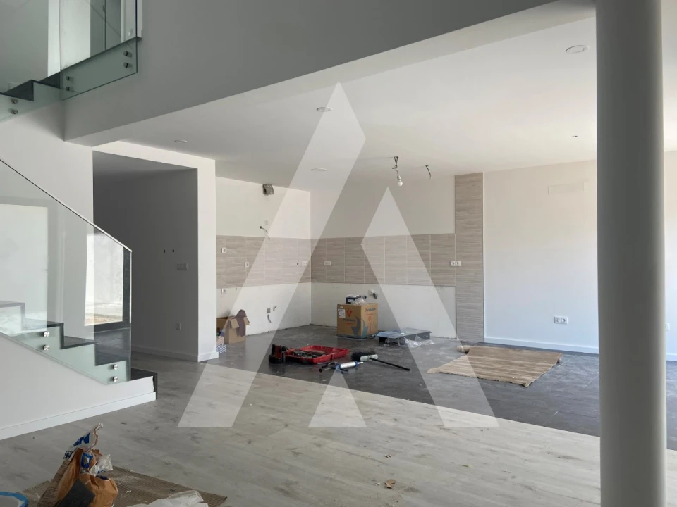 Moradia T4 para Venda em Arcos e Mogofores Foto 8