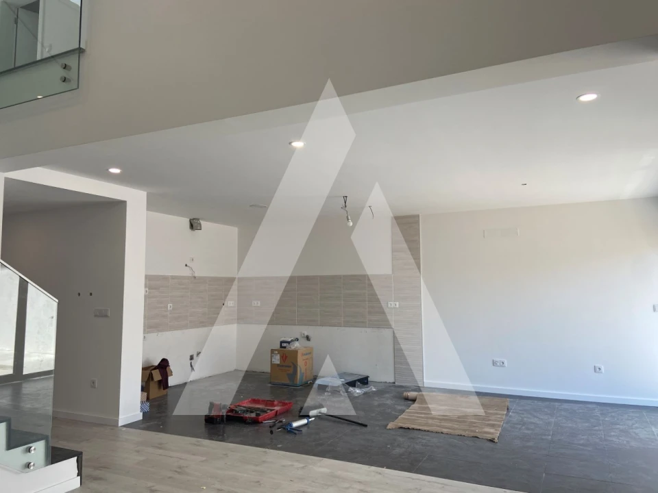 Moradia T4 para Venda em Arcos e Mogofores Foto 10