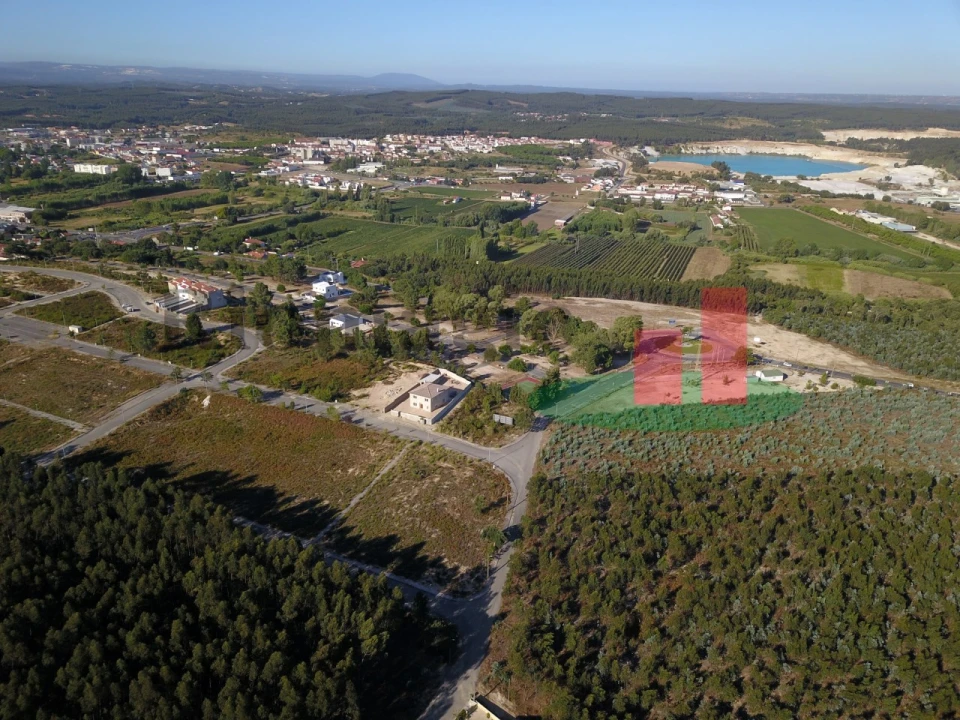 Terreno para Venda em Rio Maior Foto 1