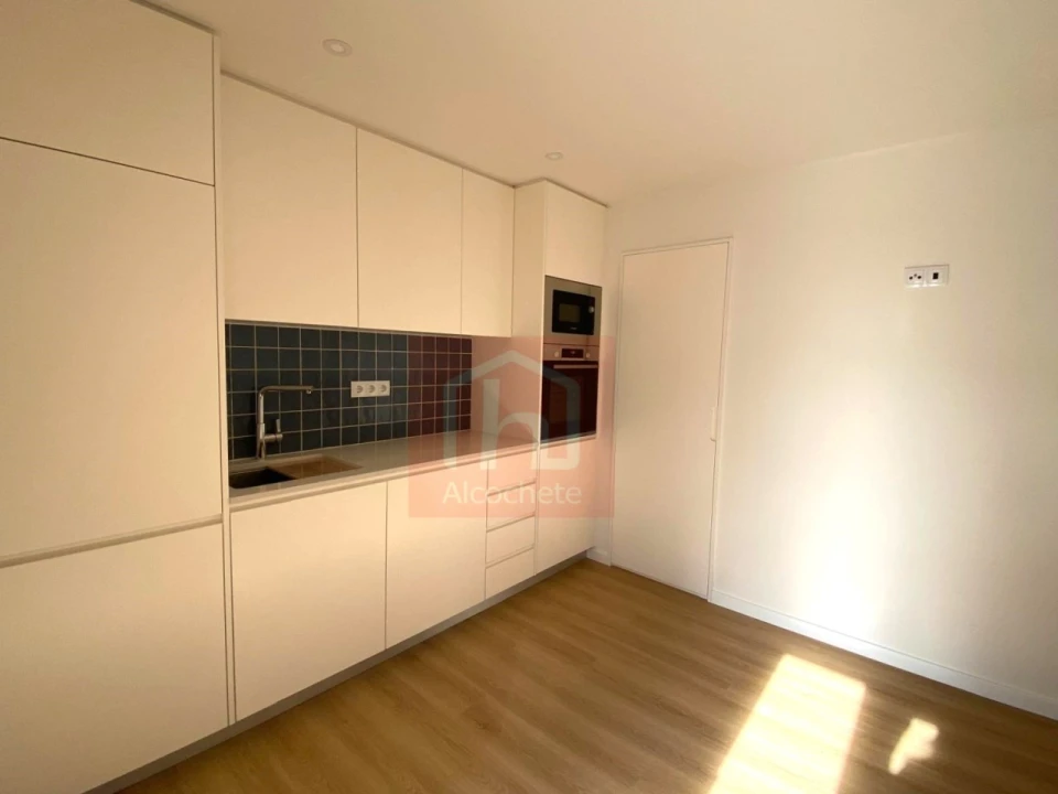 Apartamento T4 para Venda em Alcochete Foto 7