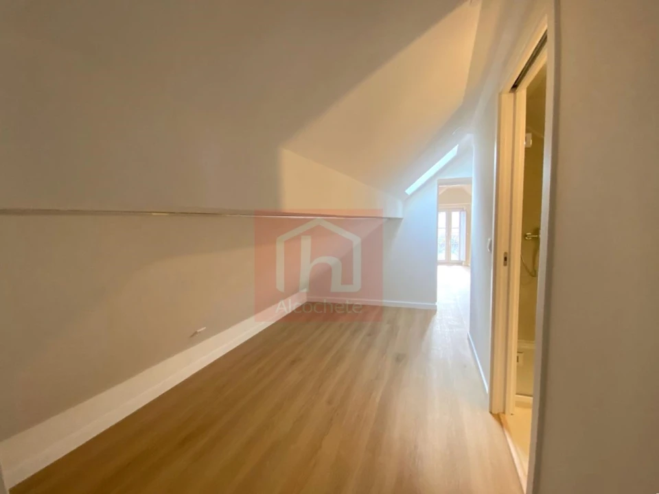 Apartamento T4 para Venda em Alcochete Foto 26