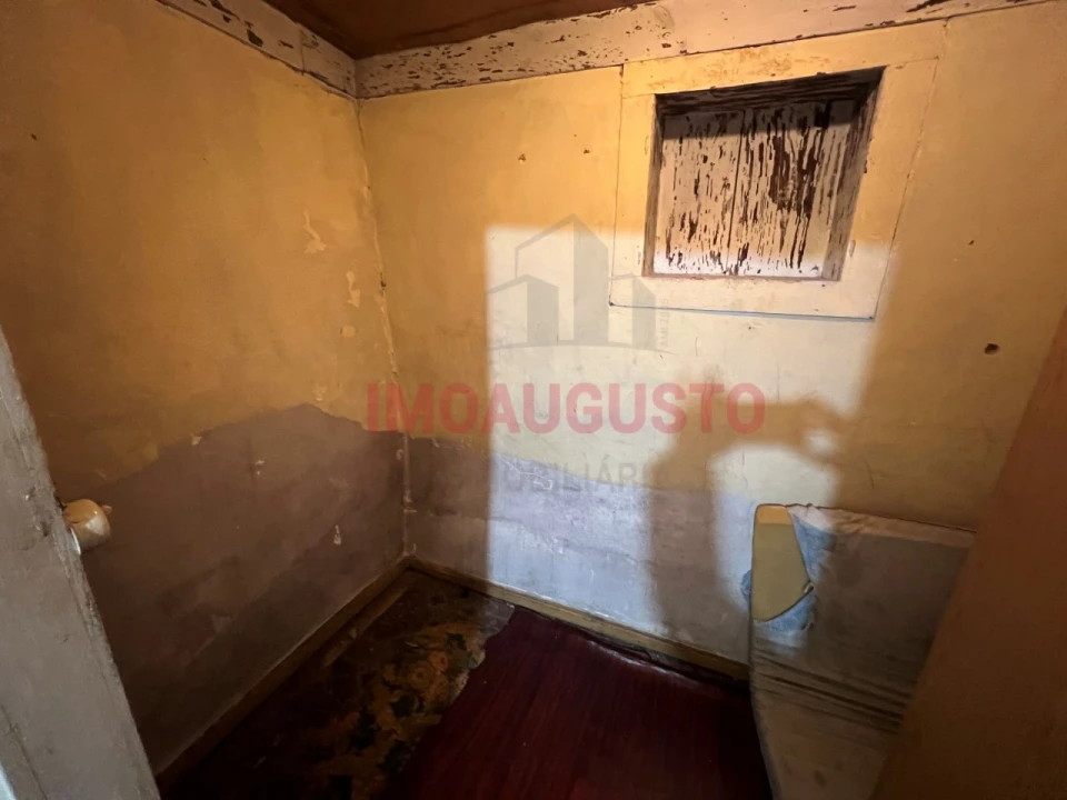 Moradia T2 para Venda em Pinhanços Foto 8