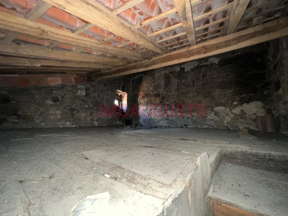 Moradia T2 para Venda em Pinhanços Foto 9