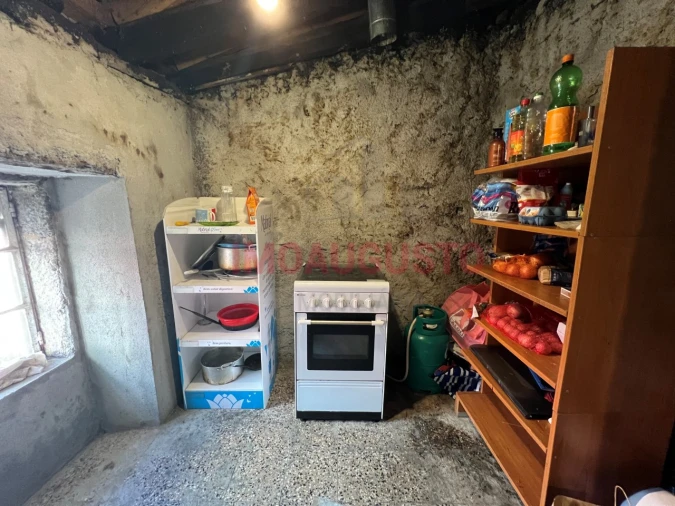 Moradia T2 para Venda em Pinhanços Foto 4