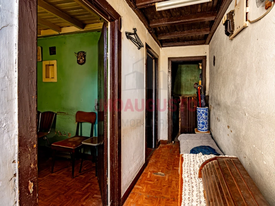 Moradia T2 para Venda em Lajeosa do Mondego Foto 2